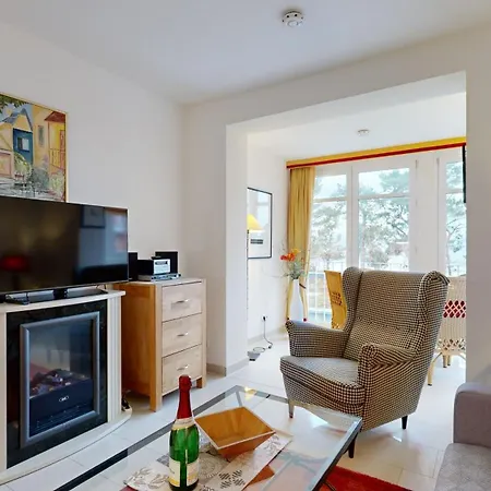 Apartmán Direkt Am Mit Suedbalkon, Freia 13, Binz