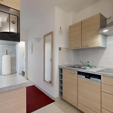 Direkt Am Mit Suedbalkon, Freia 13, *