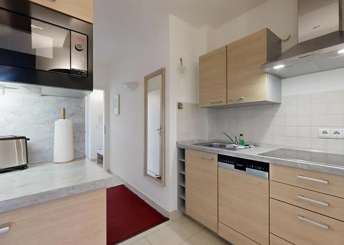 Direkt Am Mit Suedbalkon, Freia 13, *