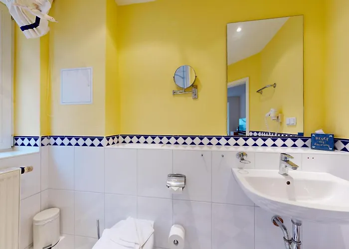 Direkt Am Mit Suedbalkon, Freia 13, 아파트 *